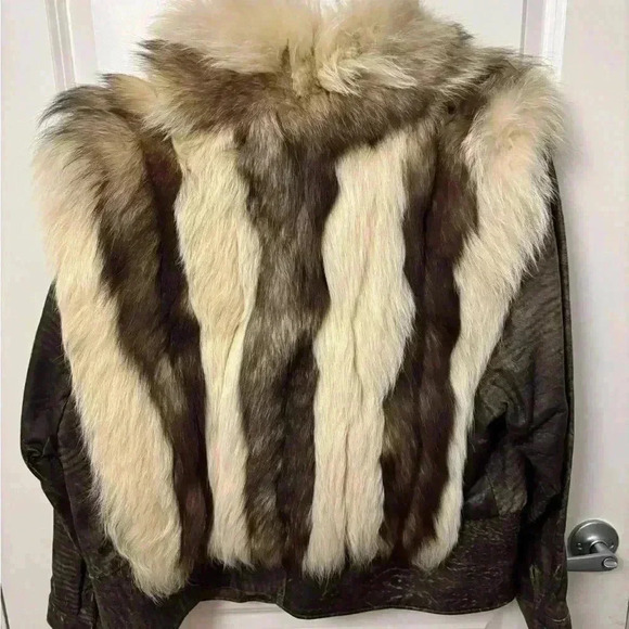 Faux Fur Bomber Jacket - Picture 4 of 8